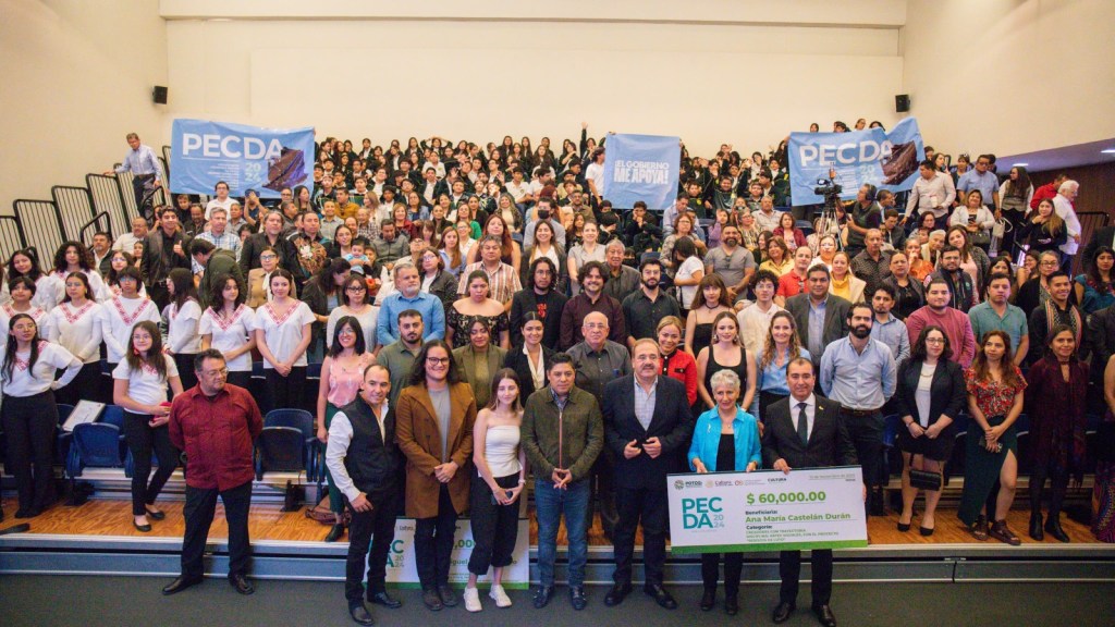 RICARDO GALLARDO BRINDA MÁS APOYO A LAS Y LOS ARTISTAS&nbsp;POTOSINOS