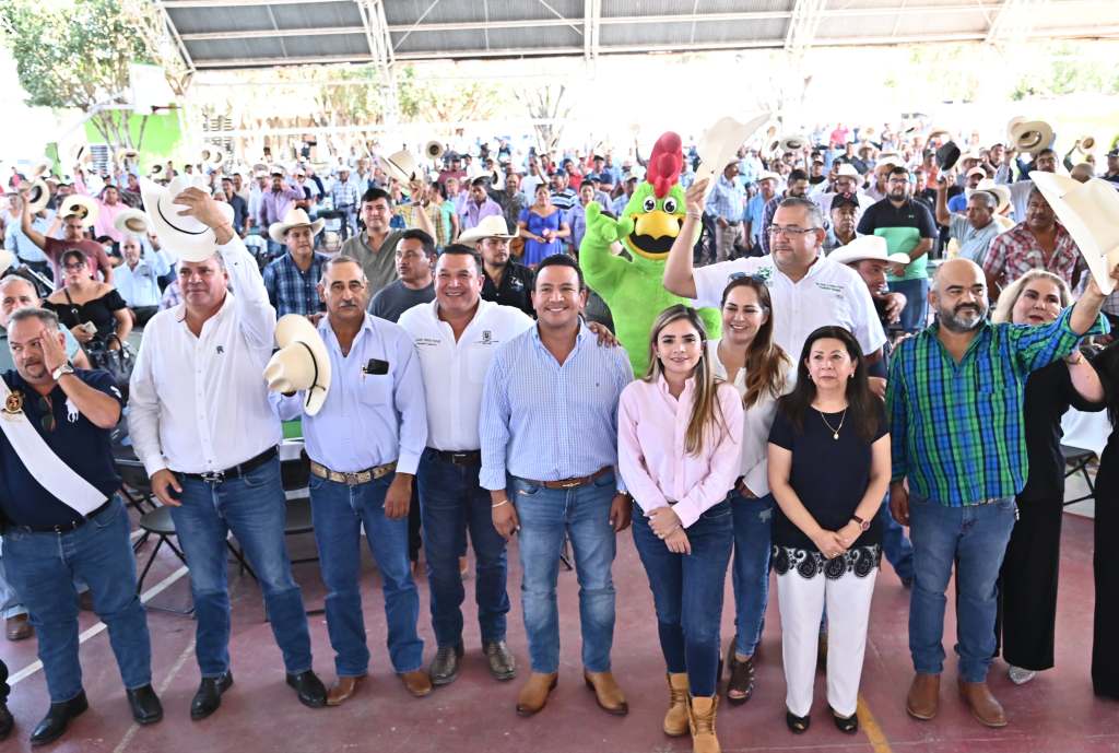 PROYECTOS PARA GANADEROS DE LA REGIÓN MEDIA POR 10 MILLONES ANUNCIA&nbsp;EJECUTIVO