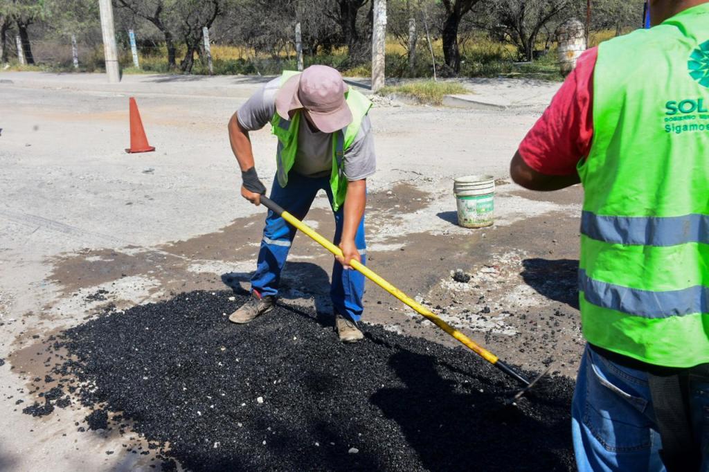 SOLEDAD DE GRACIANO SÁNCHEZ FORTALECE SU INFRAESTRUCTURA VIAL CON BACHEO PERMANENTE EN DIVERSAS&nbsp;COLONIAS