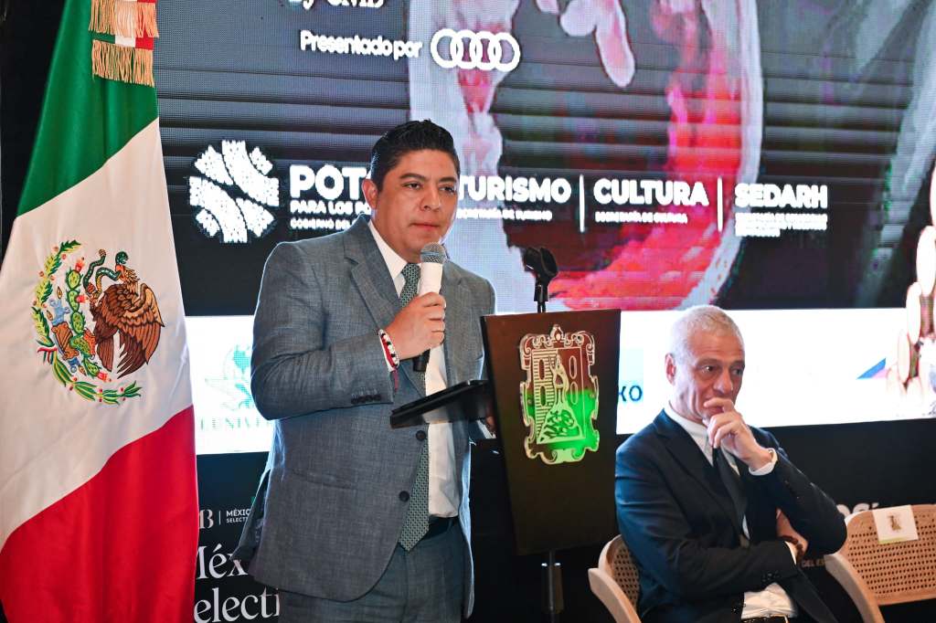 RICARDO GALLARDO INAUGURA CONCURSO MUNDIAL DE&nbsp;BRUSELAS