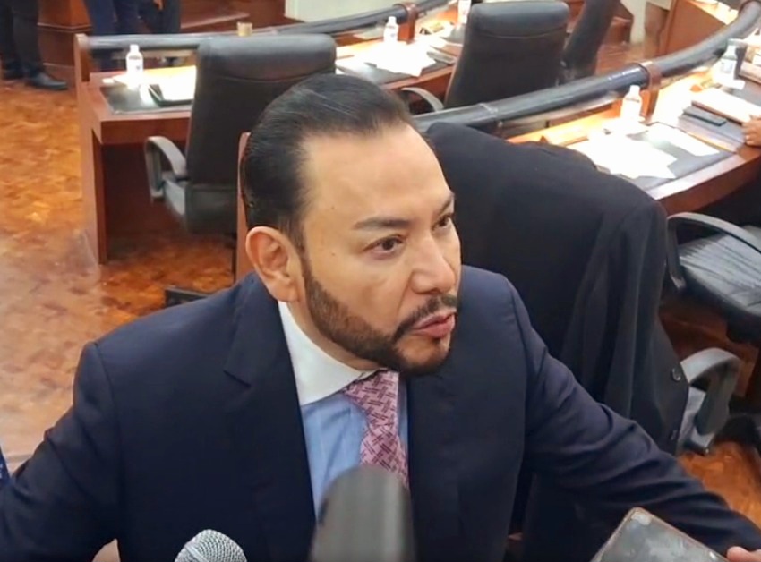 CONGRESO TENDRA 20 DIAS PARA ANALIZAR  PROPUESTA DE LEY DE INGRESOS DEL ALCALDE DE SLP. DONDE PROPONE AUMENTO DE PARQUÍMETROS Y USO DE ALUMBRADO PÚBLICO. HECTOR SERRANO&nbsp;CORTÉS.