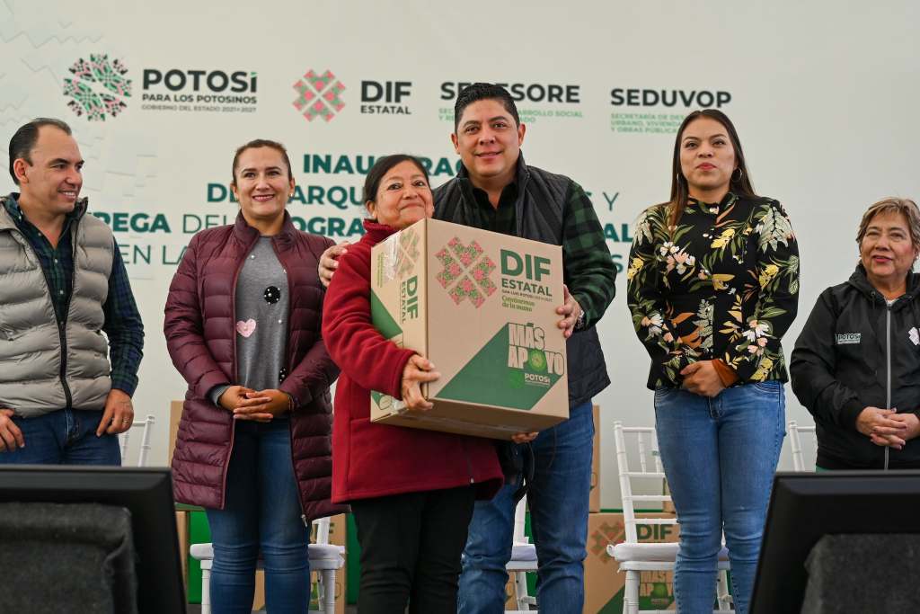 FAMILIAS DE ESCALERILLAS AGRADECEN APOYO DE RICARDO&nbsp;GALLARDO