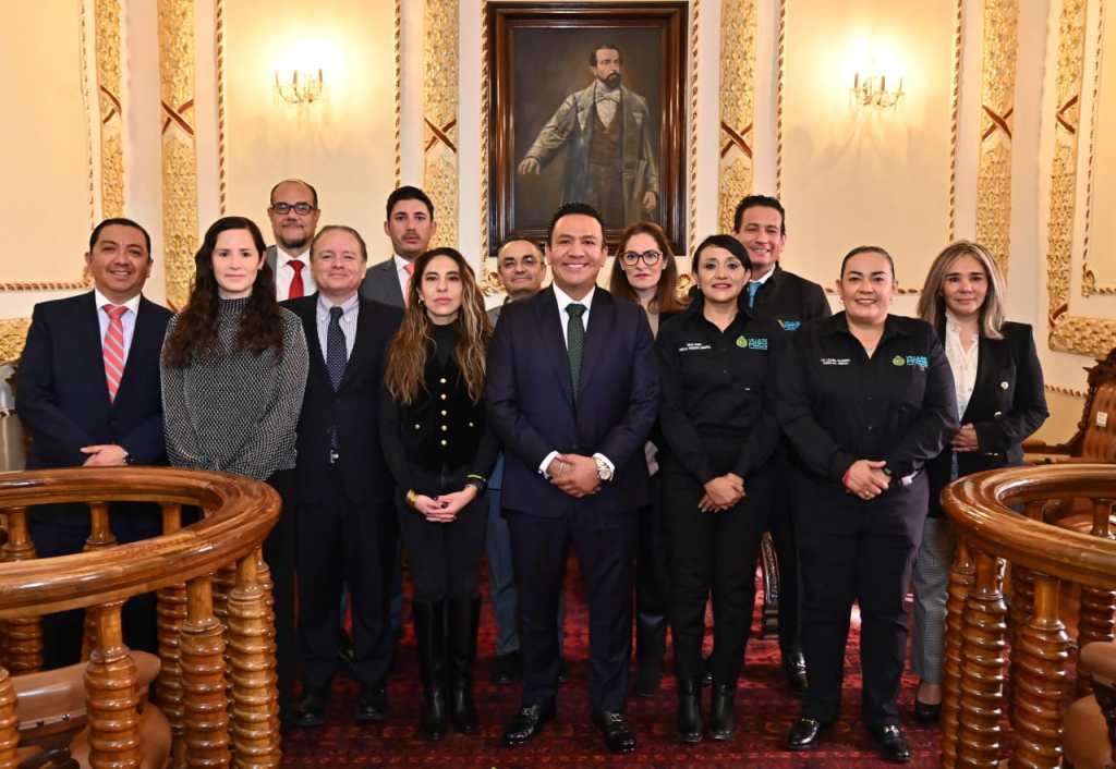 EJECUTIVO ESTATAL Y COLEGIO DE NOTARIOS COORDINAN APOYO A FAMILIAS DE&nbsp;POZOS