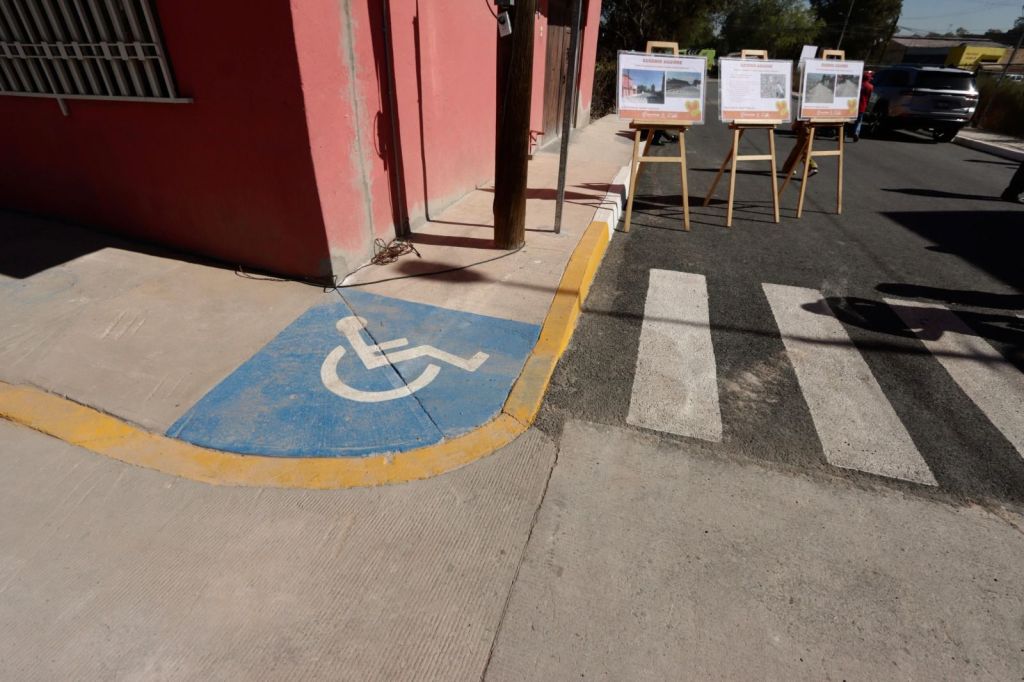 Alcalde Enrique Galindo continúa impulsando a San Luis Capital: entregó obra vial en colonia División del&nbsp;Norte