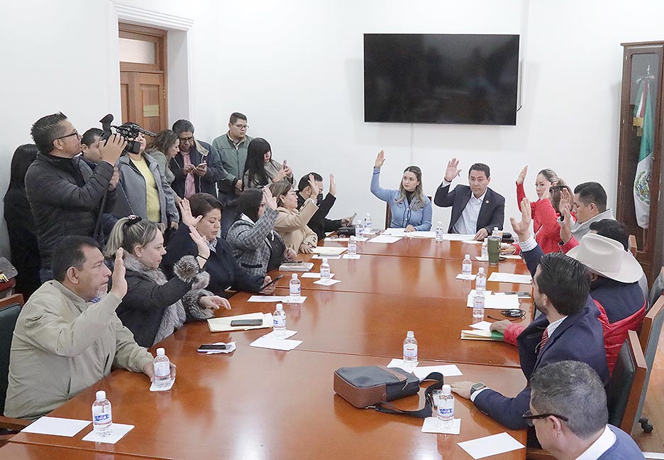 EN COMISIONES UNIDAS APROBARON EL DICTAMEN QUE AUTORIZA DE 48 BIENES INMUEBLES DE LOS SERVICIOS DE SALUD AL&nbsp;IMMS-BIENESTAR