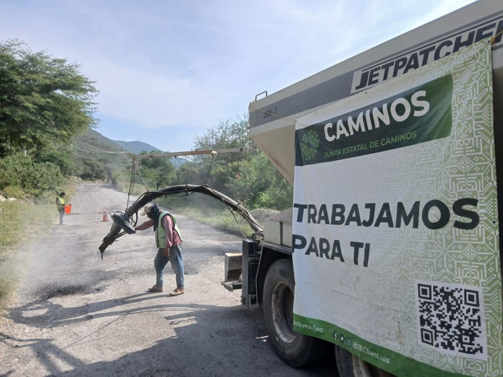 AVANZAN OBRAS DE CONSERVACIÓN DEL CAMINO RAYÓN-LAGUNILLAS: JEC