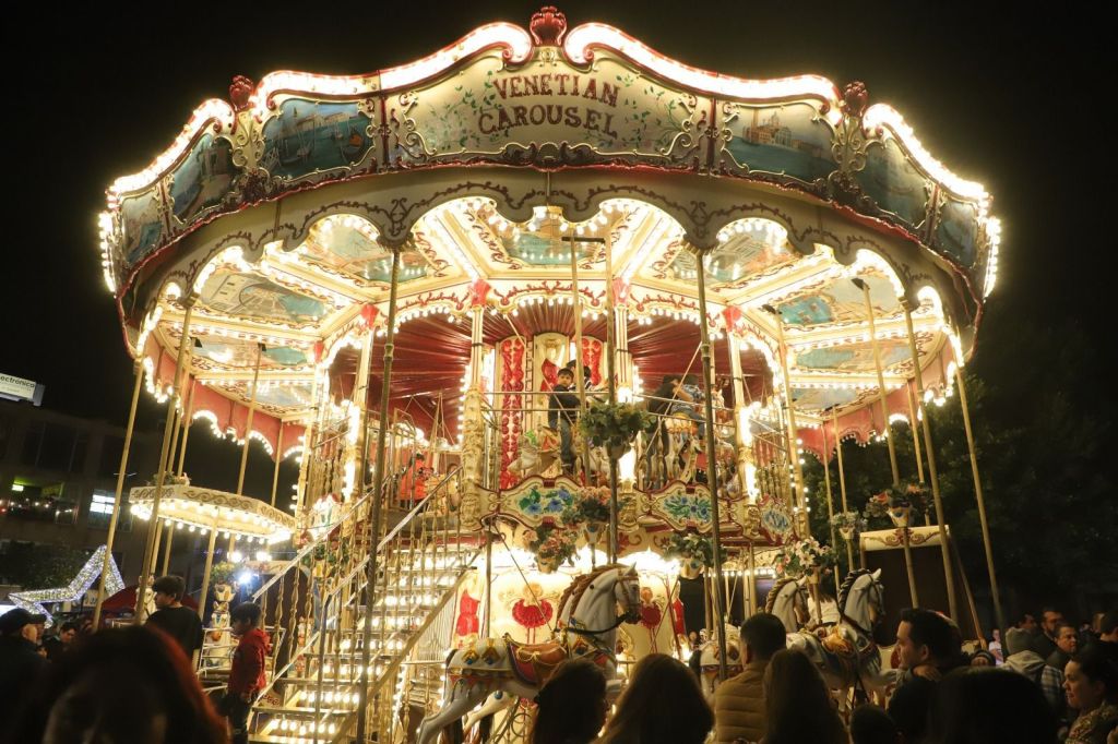 Miles de personas han disfrutado las atracciones navideñas que ofrece el Gobierno de la&nbsp;Capital