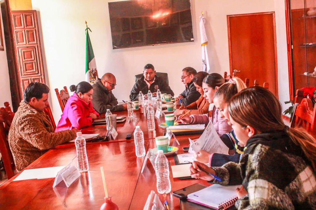 ISMAEL HERNÁNDEZ REAFIRMA SU COMPROMISO CON LA CIUDADANÍA DURANTE SESIÓN DE&nbsp;CABILDO