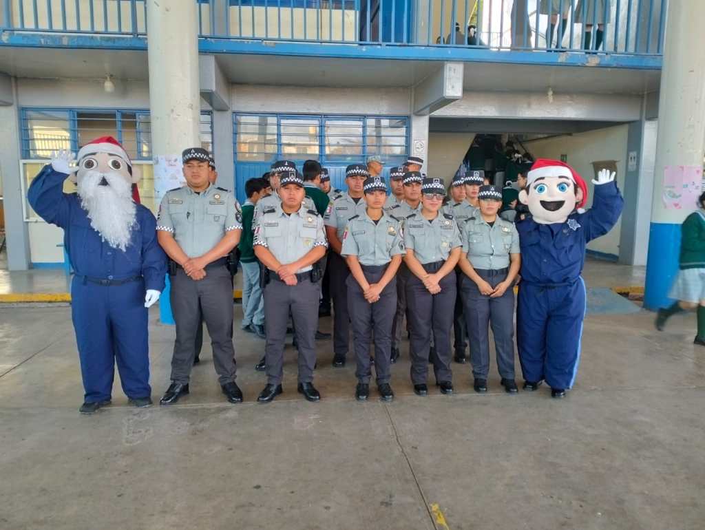 SEGURIDAD PÚBLICA DE SOLEDAD LLEVA TALLERES DE PREVENCIÓN Y SEGURIDAD ESCOLAR A ESTUDIANTES
