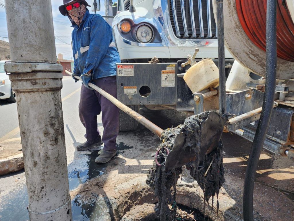 Papel sanitario, toallitas húmedas y colillas de cigarro, entre los principales productos que dañan ductos de&nbsp;drenaje