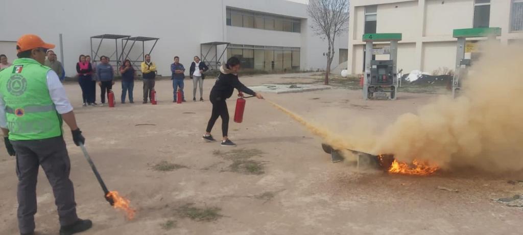 GOBIERNO DEL ESTADO CAPACITA A CIUDADANOS EN CURSOS BÁSICOS DE PROTECCIÓN&nbsp;CIVIL