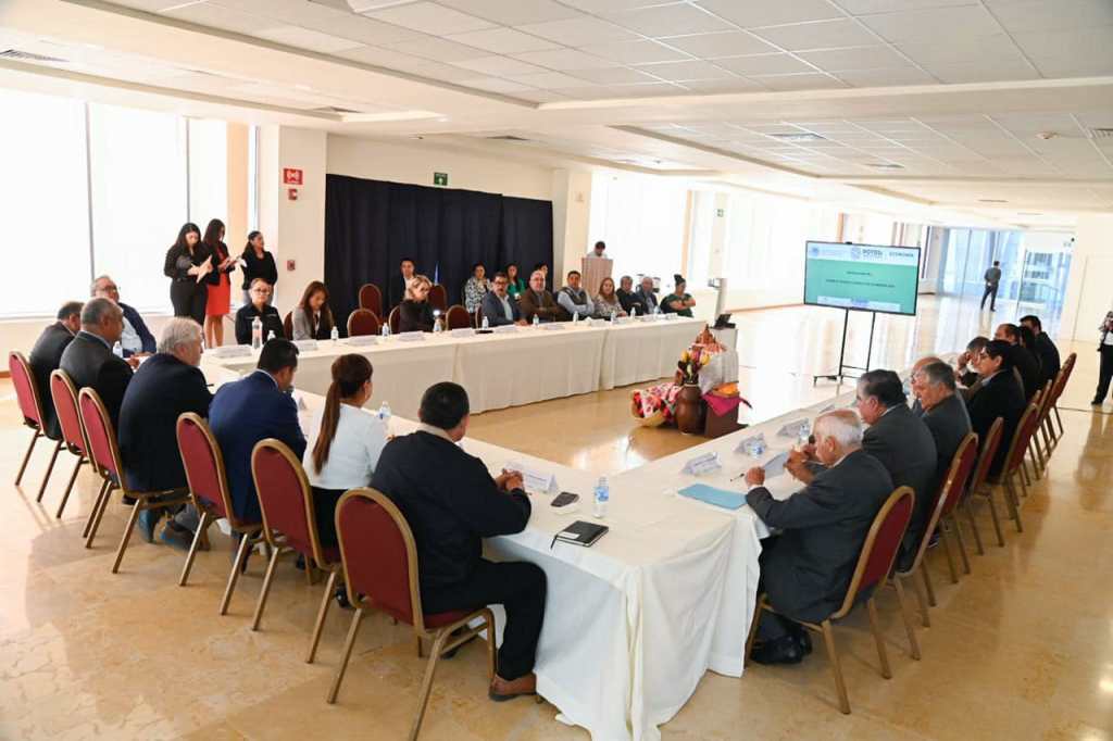 GOBIERNO ESTATAL LOGRA POSICIONAR A SLP COMO UN REFERENTE EN LA MINERÍA&nbsp;MEXICANA