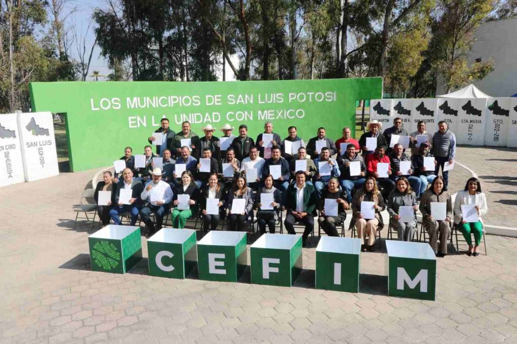 ESTADO TRABAJA CON LOS MUNICIPIOS EN BENEFICIO DE LAS Y LOS&nbsp;POTOSINOS