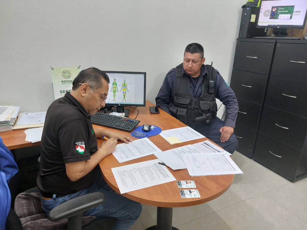 GOBIERNO DEL ESTADO REALIZÓ 200 TRÁMITES DE ALTA PARA POLICÍAS MUNICIPALES