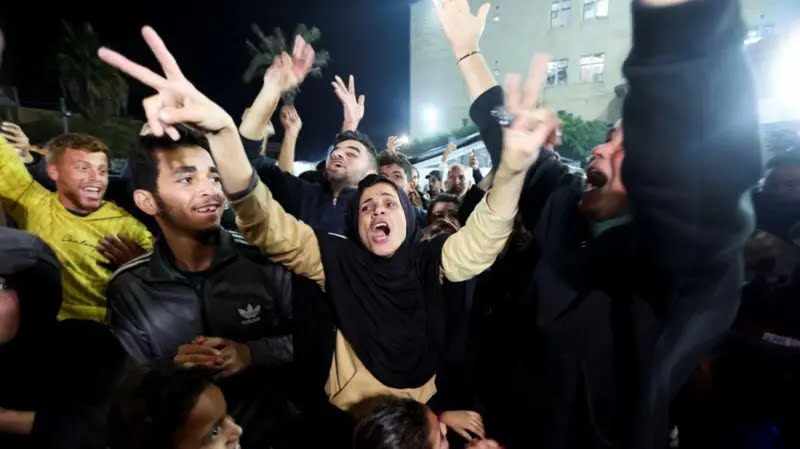 Israel y Hamás acuerdan un cese al fuego en Gaza y la liberación de rehenes, pero siguen los&nbsp;bombardeos