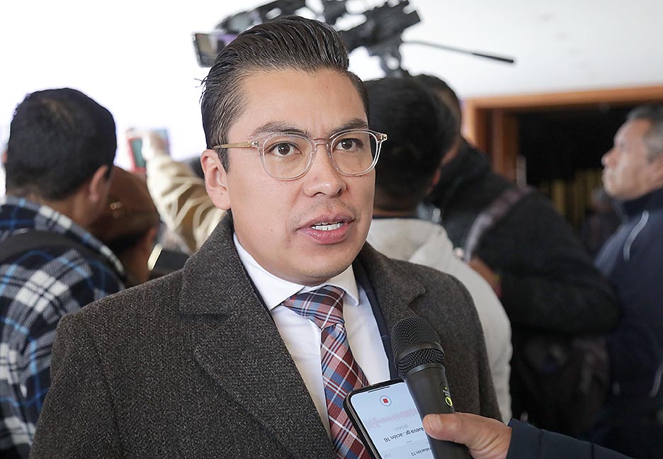 REUNIÓN DEL GOBERNADOR RICARDO GALLARDO CON SECRETARIO DE SEGURIDAD OMAR GARCÍA HARFUCH FORTALECE ESQUEMAS Y COORDINACIÓN EN FAVOR DE SLP: DIP. CUAUHTLI BADILLO&nbsp;MORENO