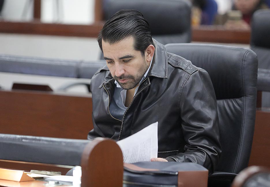 LA INICIATIVA PARA QUE EXISTA UNA LEY DE MOVILIDAD Y SEGURIDAD VIAL AYUDARÁ A RESOLVER DIVERSOS PROBLEMAS VIALES QUE MUCHAS VECES GENERAN TRAGEDIAS: DIP. RUBÉN GUAJARDO&nbsp;BARRERA