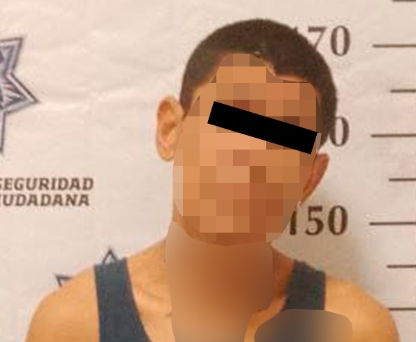 Policía Vial detiene a hombre señalado por robo a OXXO