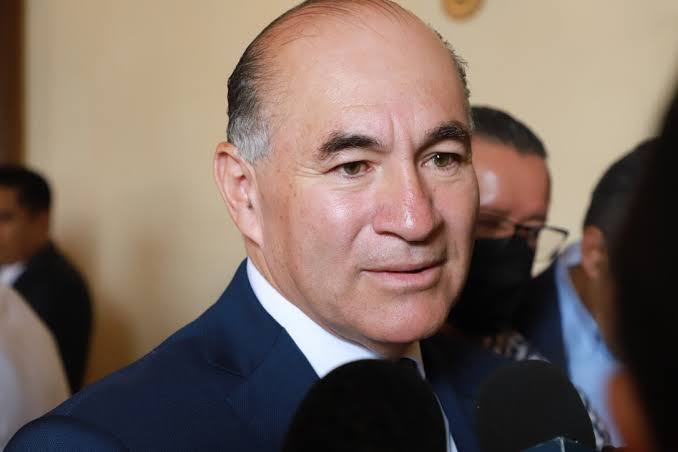 AYUNTAMIENTO CONTRATARA PERSONAL POR HONORARIOS PARA AHORRAR&nbsp;:EGC