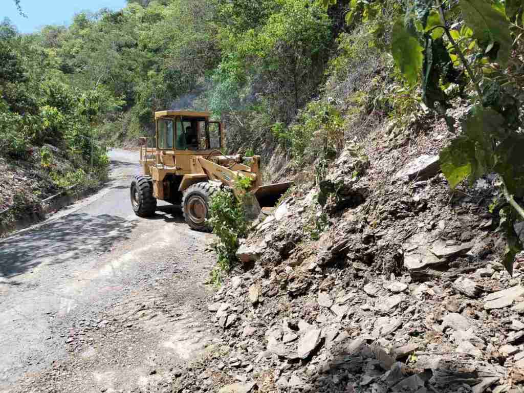 GOBIERNO ESTATAL FORTALECE APOYO A MUNICIPIOS EN ATENCIÓN DE&nbsp;CAMINOS