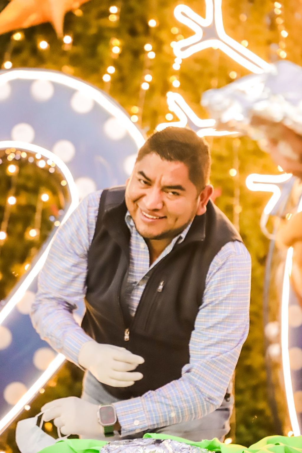 ISMAEL HERNÁNDEZ CELEBRÓ LA TRADICIONAL ROSCA DE REYES EN COMPAÑÍA DE FAMILIAS&nbsp;VILLARREYENSES