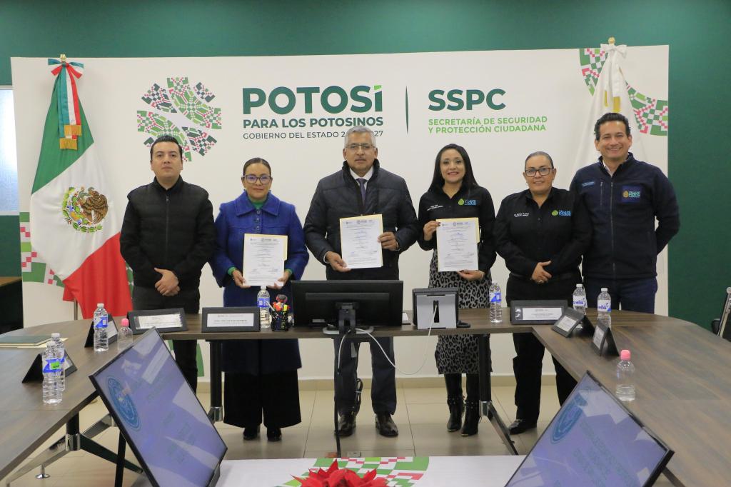VILLA DE POZOS FIRMA CONVENIO CON SSPC PARA LA PROFESIONALIZACIÓN DE POLICÍAS