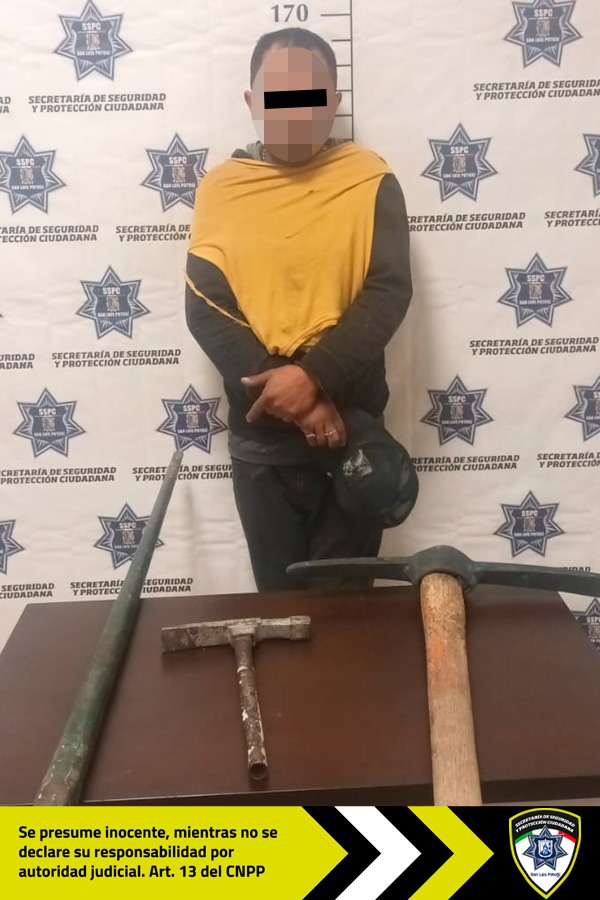 En el Barrio de Tlaxcala, oficiales de Guardia Municipal detienen a hombre por intento de robo a comercio