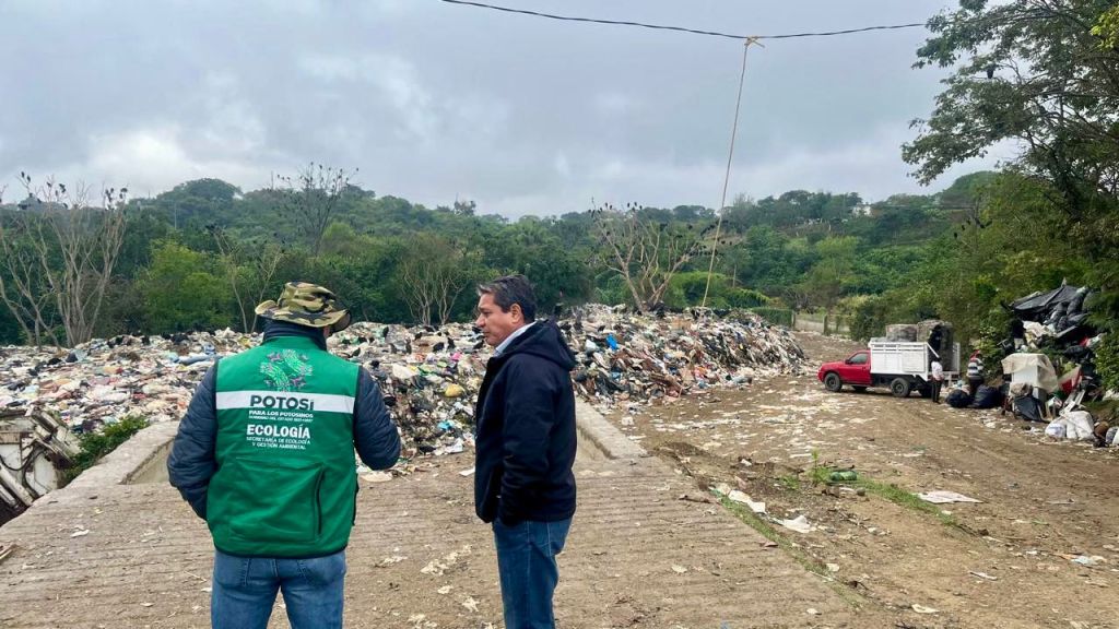 EL ESTADO Y MUNICIPIO COORDINARÁN SOLUCIÓN INTEGRAL A TIRADERO CLANDESTINO EN&nbsp;AXTLA