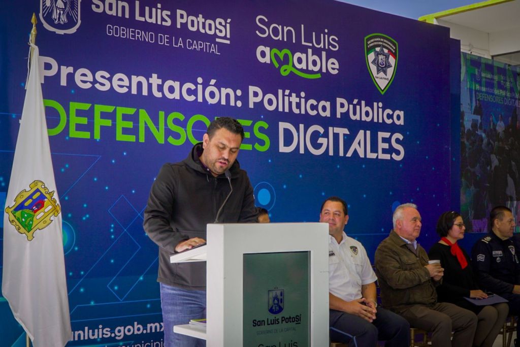 Califica Regidor Jorge Alberto Zavala de innovadora la política pública “Defensores Digitales”