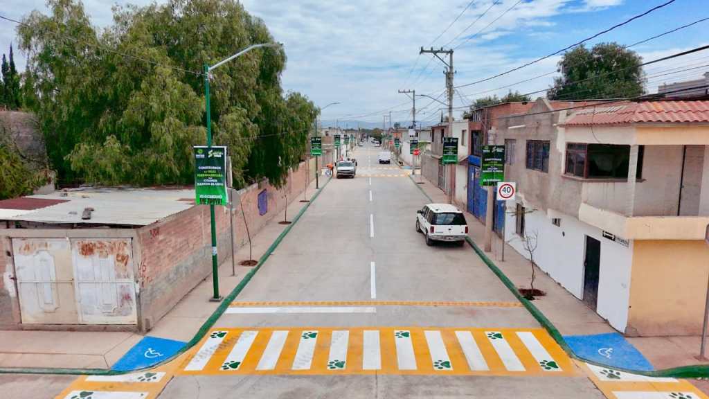 MODERNIZACIÓN Y CALIDAD DE VIDA CON MAGNA PAVIMENTACIÓN EN COLONIA RANCHO BLANCO EN SOLEDAD:&nbsp;VECINOS
