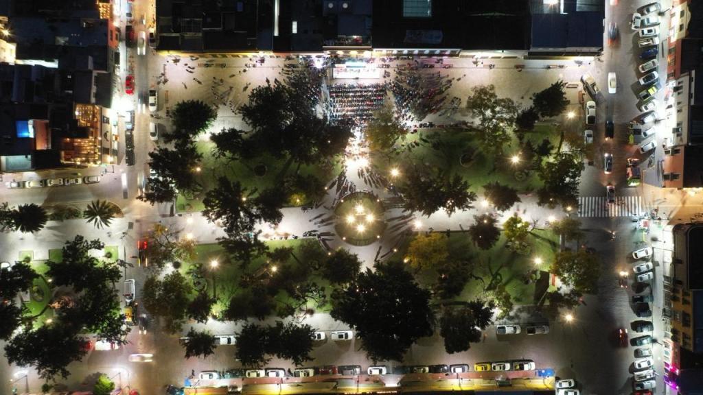 El Paseo Esmeralda brilla de nuevo: Alcalde Galindo entrega primera etapa de una renovada e iluminada Calzada de&nbsp;Guadalupe