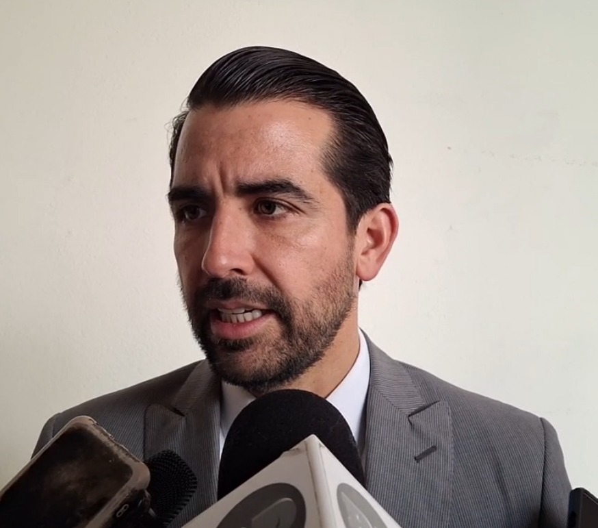 URGENTE QUE SE DETERMINE CUANTO PRESUPUESTO LE ENTREGARAN AL CEEPAC PARA EL PROCESO DE ELECCIÓN DE JUECES Y MAGISTRADOS EN SLP. RUBEN GUAJARDO&nbsp;BARRERA.