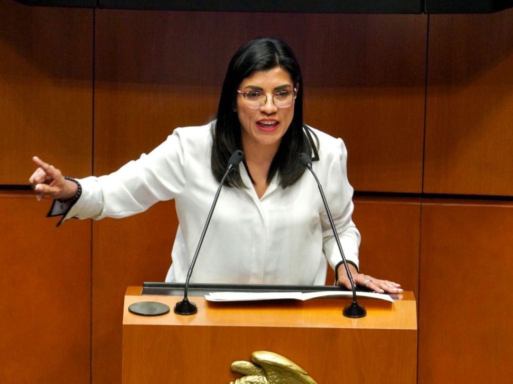 NO QUITAREMOS EL DEDO DEL RENGLÓN: LA GASOLINA DEBE BAJAR: VERO RODRÍGUEZ 