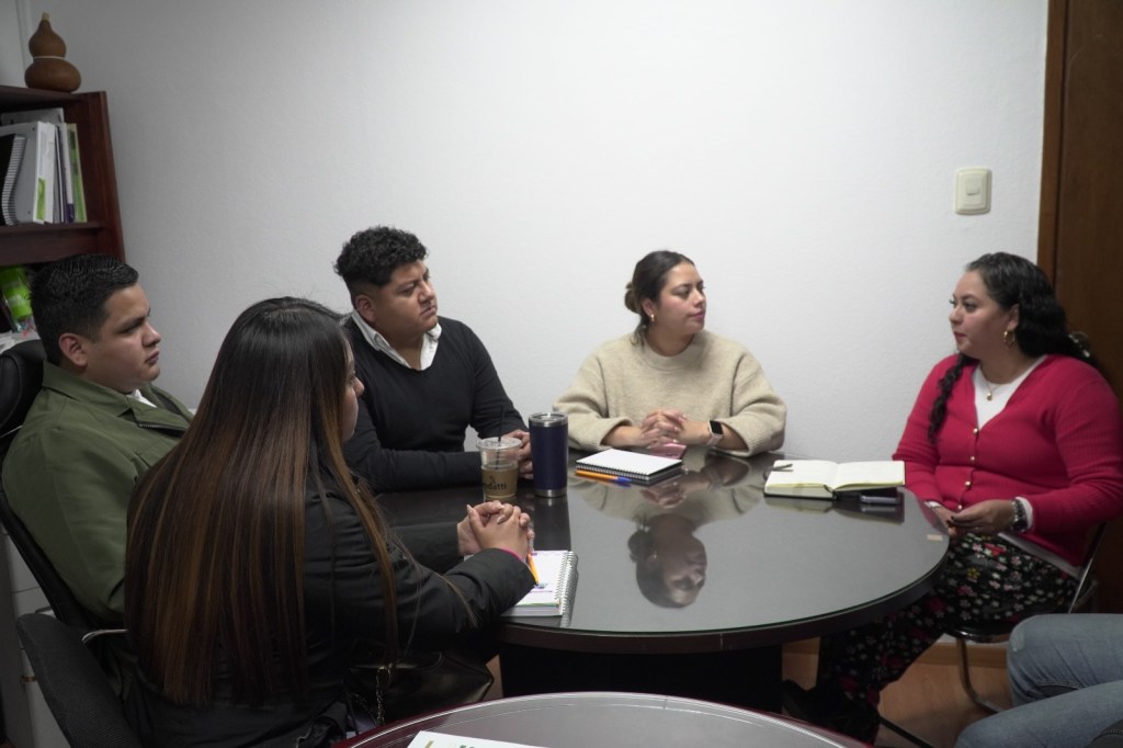 GOBIERNO LLEVARÁ MÁS APOYO Y PROGRAMAS ESTATALES A JÓVENES ESTUDIANTES