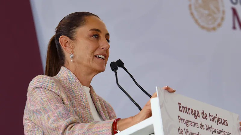 Trump pausa aranceles a México por un mes tras llamada con&nbsp;Sheinbaum