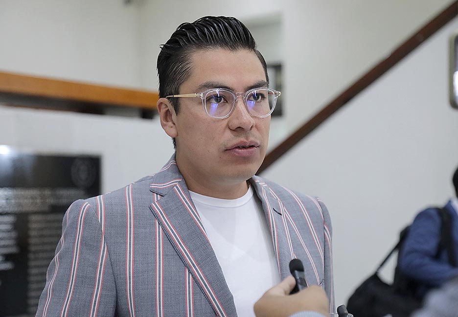 EL DIP. CUAUHTLI BADILLO MORENO IMPLEMENTA PROGRAMA DE ALARMAS&nbsp;VECINALES