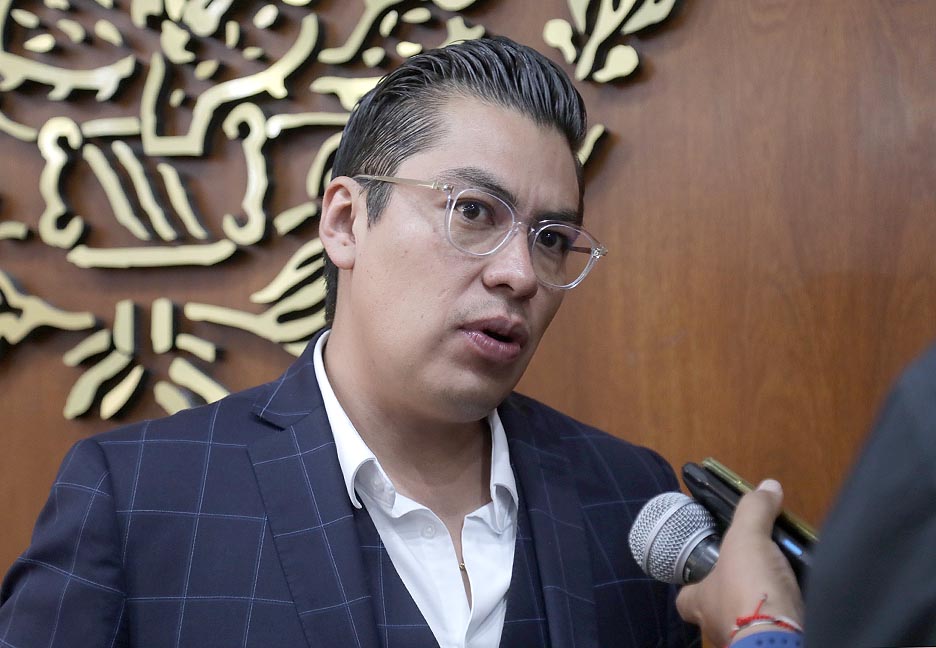 UNA VEZ QUE LA SCJN NOTIFIQUE SOBRE LA ADMISIÓN DE LA CONTROVERSIA SOBRE EL CAMBIO DE USO DE SUELO EN LA ZONA INDUSTRIAL, EL PODER LEGISLATIVO ANALIZARÁ SU CONTENIDO: DIP. CUAUHTLI&nbsp;BADILLO