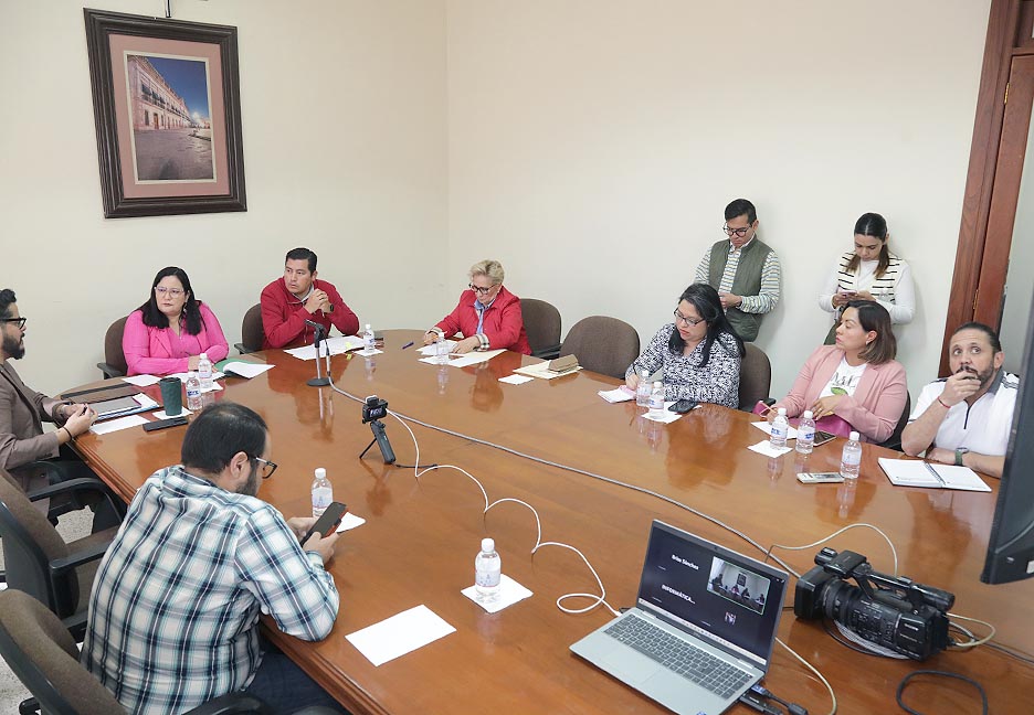 COMISIÓN DE ECOLOGÍA Y MEDIO AMBIENTE SOSTIENE REUNIÓN CON MÉDICOS VETERINARIOS&nbsp;POTOSINOS.