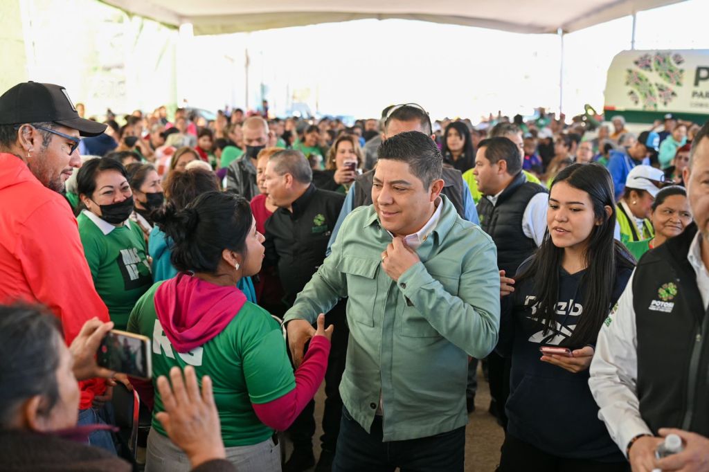 RICARDO GALLARDO, MEJOR EVALUADO EN ENCUESTA&nbsp;NACIONAL