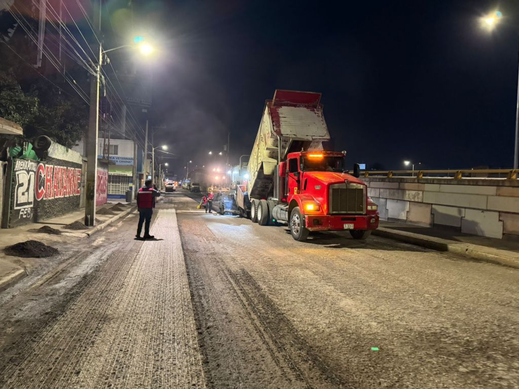Este martes en horario nocturno, Gobierno de la Capital continúa con trabajos de rehabilitación en Salvador&nbsp;Nava