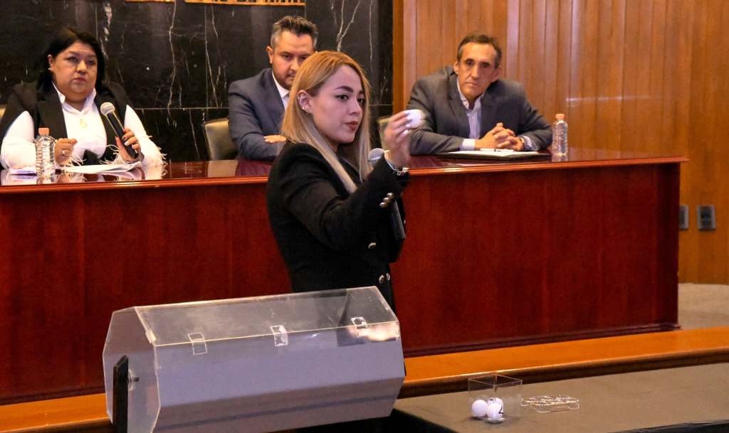 EJECUTIVO REALIZA PROCESO DE INSACULACIÓN PARA ELEGIR A PERSONAS JUZGADORAS DEL PODER&nbsp;JUDICIAL