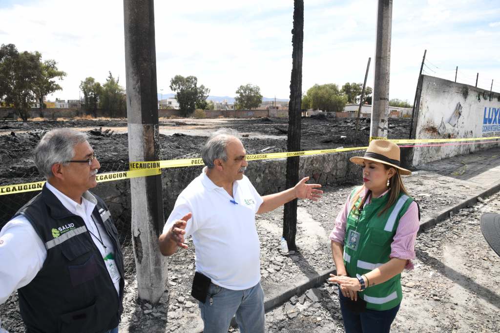 AYUNTAMIENTO DE SOLEDAD MANTIENE MONITOREO Y ACCIONA REMEDIACIÓN DEL SITIO INCENDIADO EN AV. VALENTIN&nbsp;AMADOR