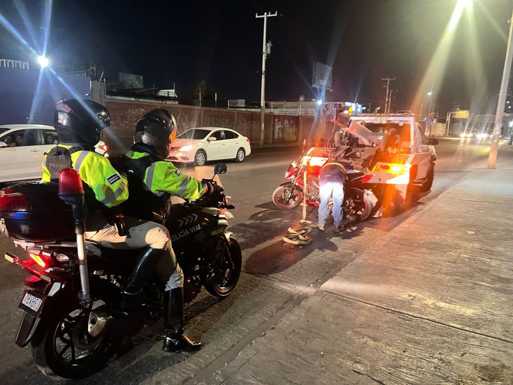 SSPCde la Capital implementa operativo Conducción Segura para disuadir a grupo de motociclistas por conducción temeraria en vía pública