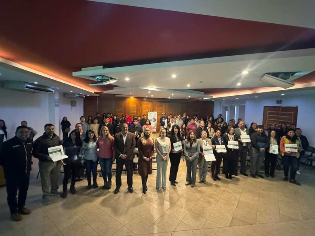 ENTREGÓ EL ESTADO RECONOCIMIENTOS A ESPACIOS LIBRE DE HUMO DE TABACO Y EMISIONES