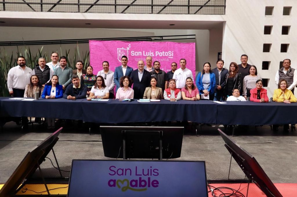 Alcalde Enrique Galindo y Presidenta del DIF Municipal, exhortan a seguir trabajando por la&nbsp;Inclusión