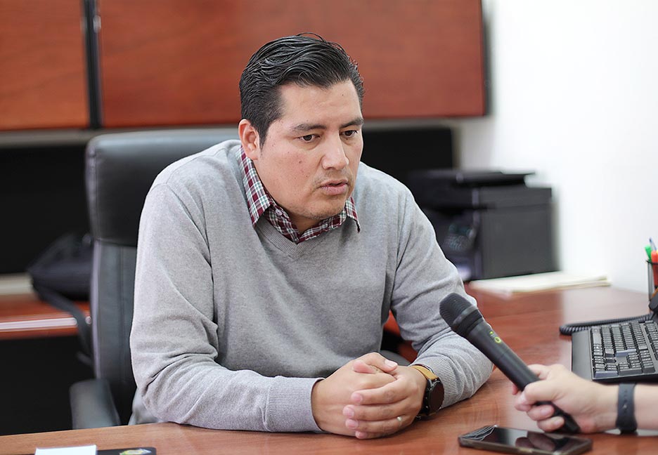 HABRÁ MESAS DE TRABAJO CON MÉDICOS VETERINARIOS PARA ABORDAR LA DIVERSA PROBLEMÁTICA QUE ENFRENTAN: DIP. LUIS FELIPE&nbsp;CASTRO