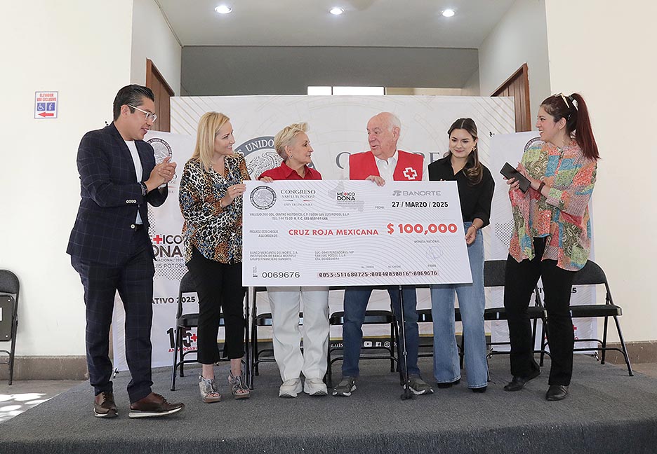 EL CONGRESO DEL ESTADO HIZO ENTREGA DEL APOYO ECONÓMICO INSTITUCIONAL A LA CRUZ ROJA MEXICANA INTEGRADO CON APORTACIONES DE LAS Y LOS INTEGRANTES DE LA LXIV LEGISLATURA ASÍ COMO LOS TRABAJADORES DE LAS DIFERENTES&nbsp;ÁREAS