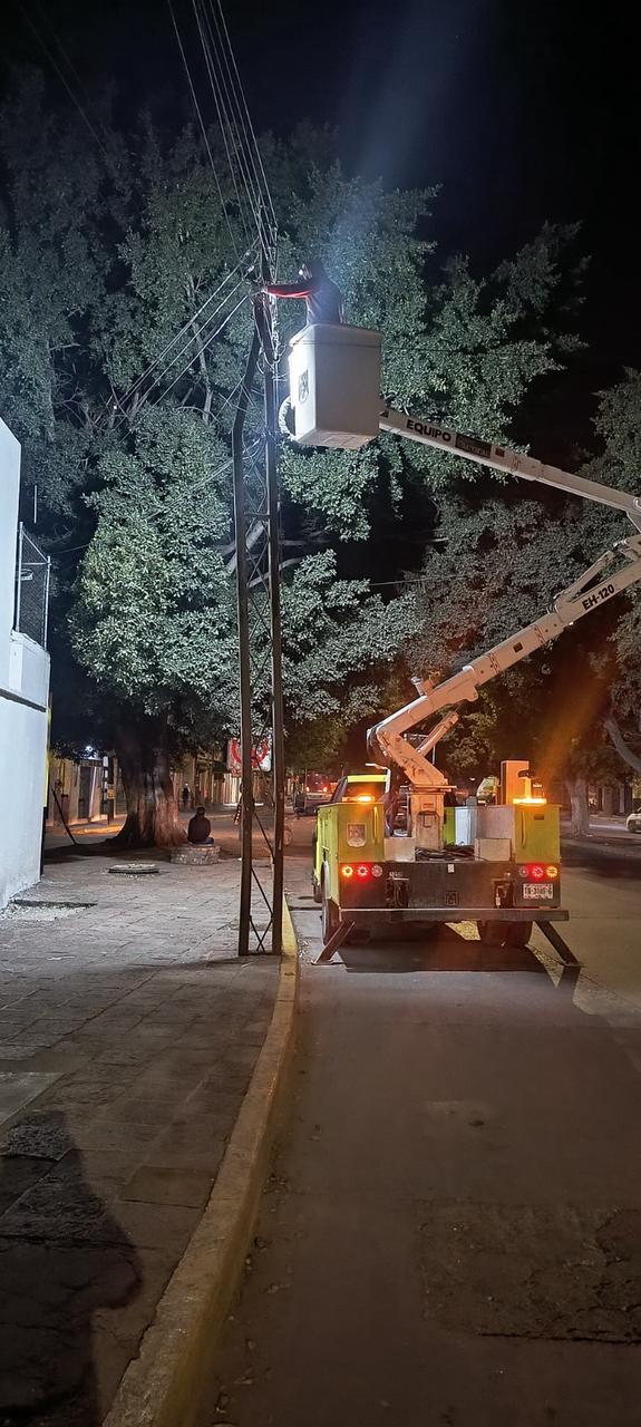 Gobierno Municipal repara fallas de iluminación en céntrica zona de la&nbsp;ciudad