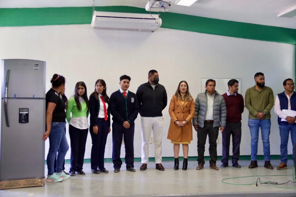 ISMAEL HERNÁNDEZ IMPULSA LA EDUCACIÓN Y FORMACIÓN TÉCNICA EN VILLA DE&nbsp;REYES