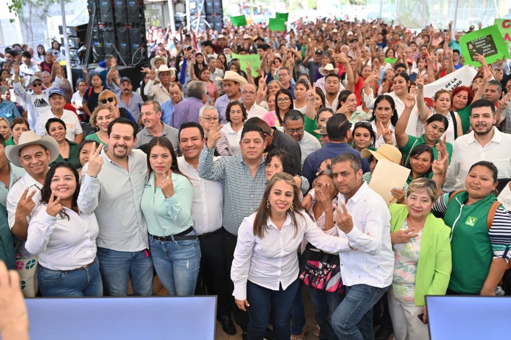 RICARDO GALLARDO INICIA RESCATE DE UNA CARRETERA MÁS EN TAMASOPO